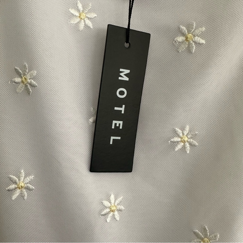 Motel Rocks white Daisy, embroidered dress - Picture 10 of 10